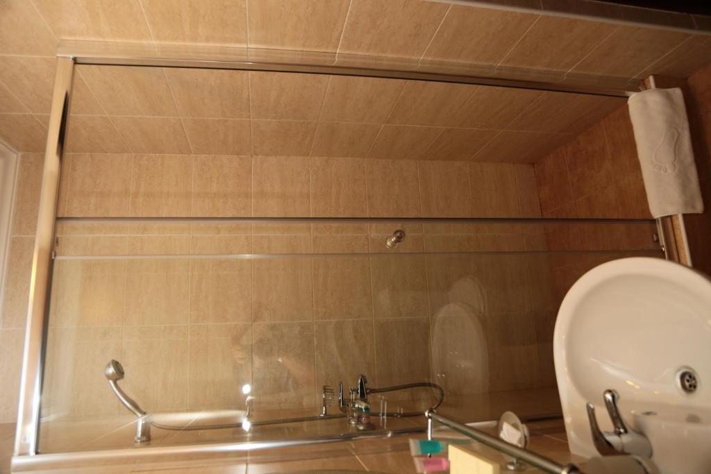 Salem On Tulebaeva Street Hotel Almaty Chambre photo